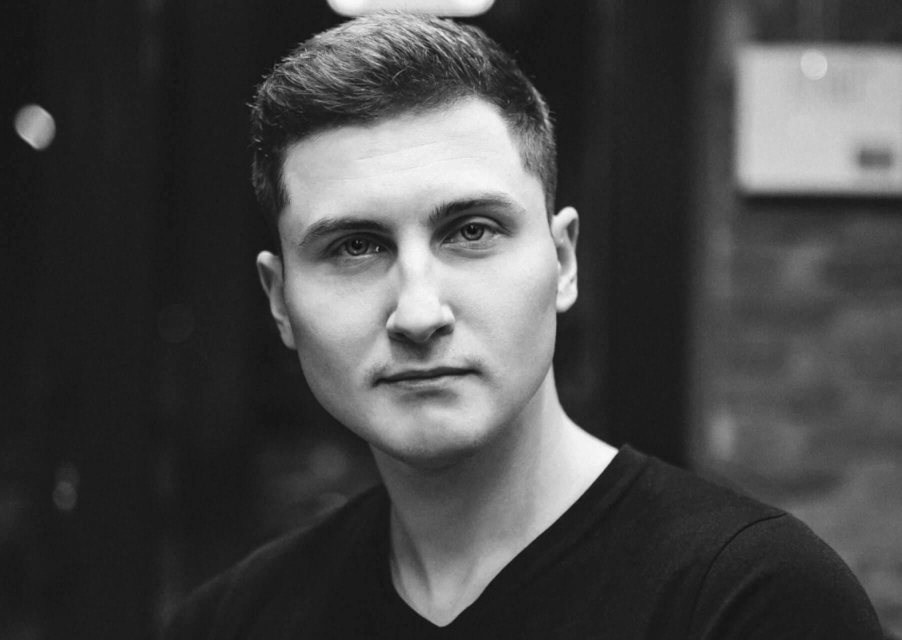 Rstar Barbershop | Men’s Haircut Austin